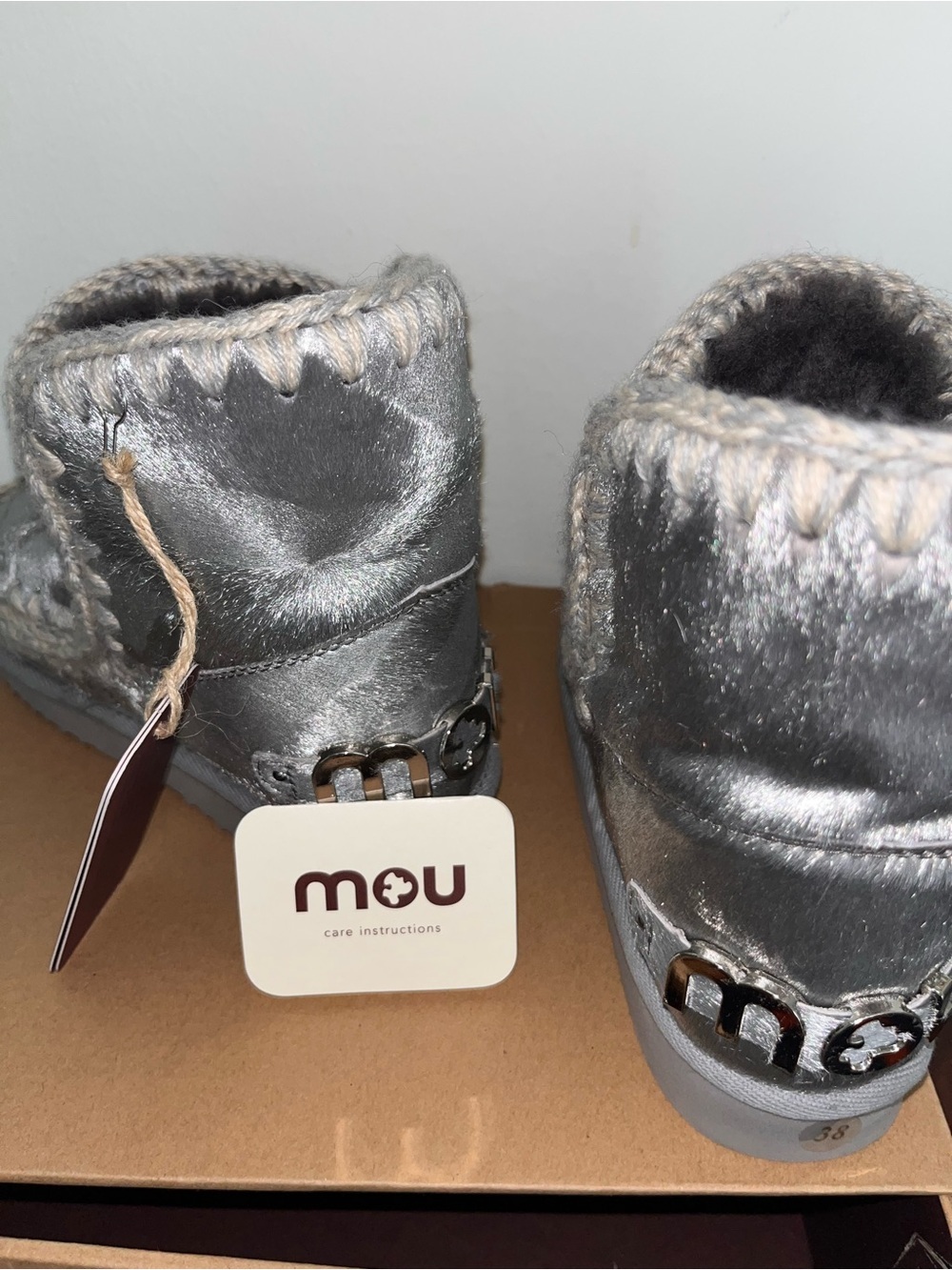 Mou Silver Eskimo Back-Logo Short Boot - Women - Picture 4 of 5